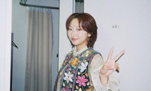 地奈德乳膏和派瑞松的区别网 - 为你提供地奈德和皮炎平区别、地奈德乳膏和皮炎平一样吗